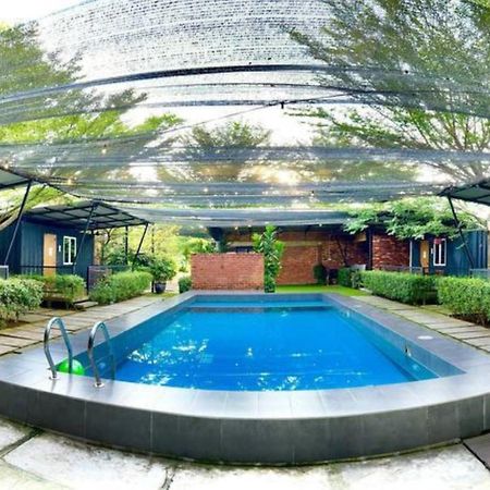 塔克帕丁泳池小屋 甲抛峇底 外观 照片